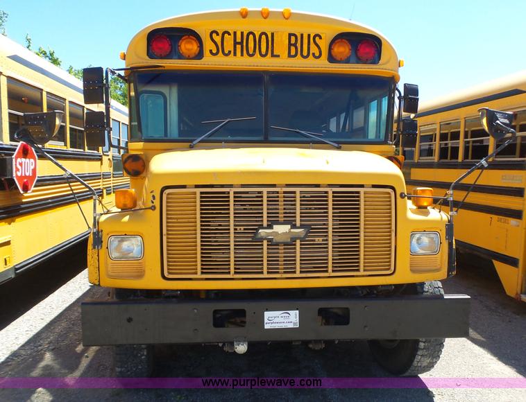 image for item L6341 1994 Chevrolet Blue Bird school bus