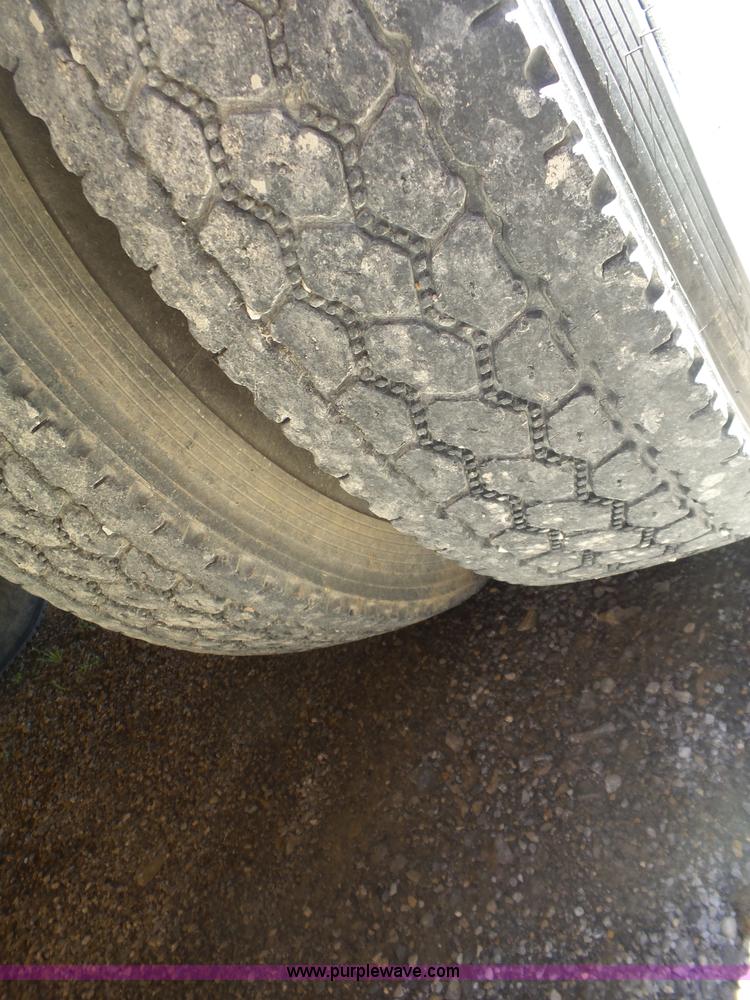 image for item L6341 1994 Chevrolet Blue Bird school bus