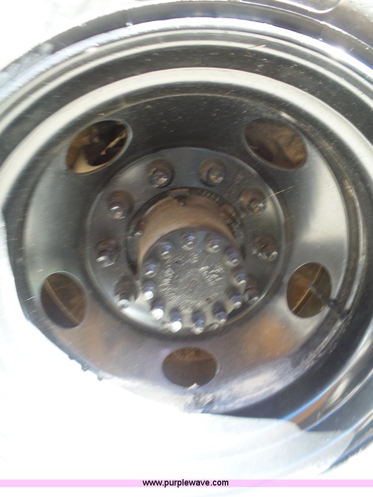 image for item L6341 1994 Chevrolet Blue Bird school bus