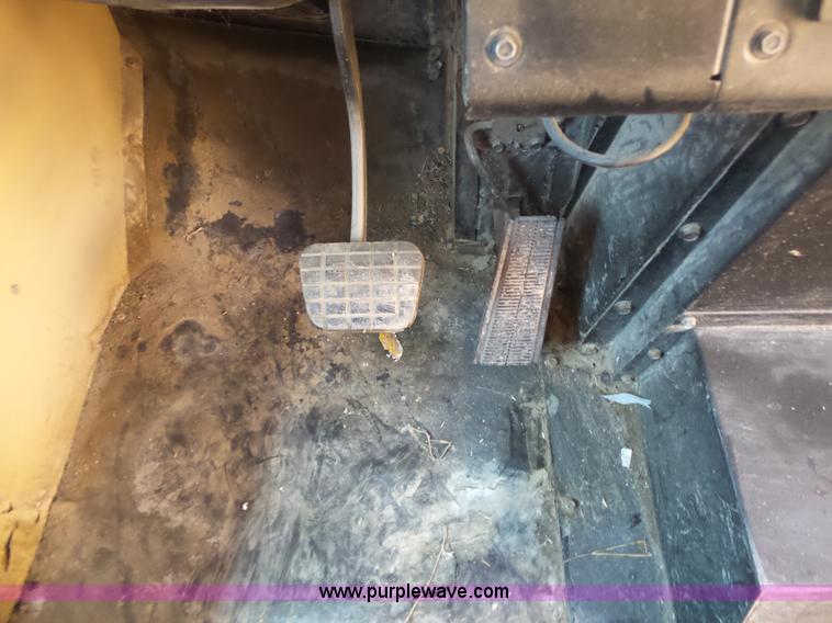 image for item L6341 1994 Chevrolet Blue Bird school bus