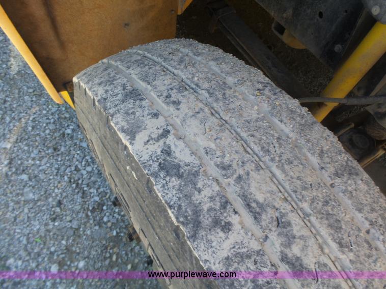 image for item L6342 1995 Chevrolet Blue Bird school bus