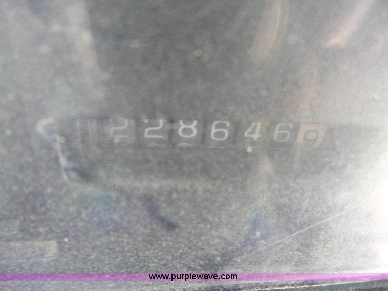 image for item L6342 1995 Chevrolet Blue Bird school bus