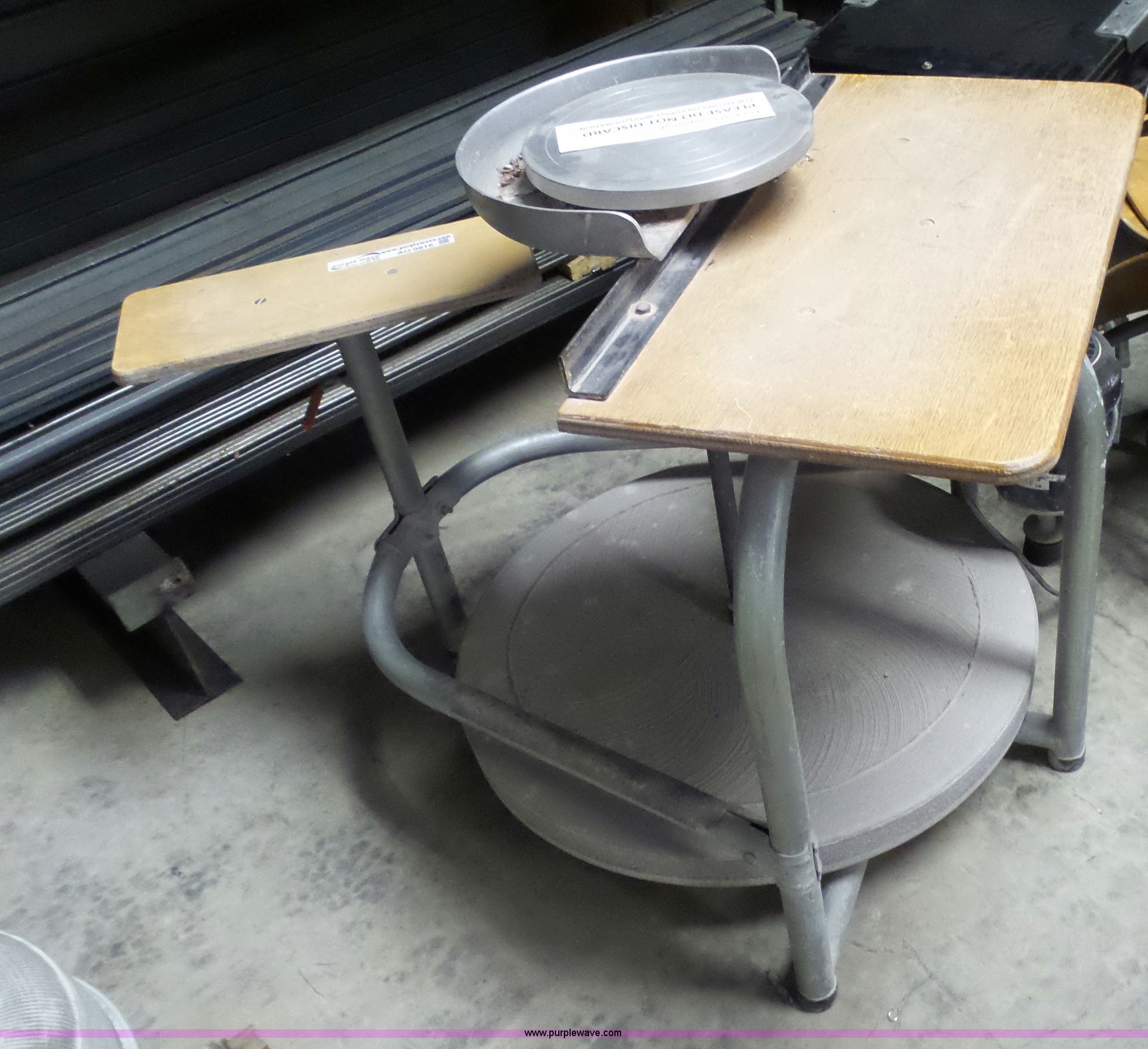 ThomasStuart KW potter's wheel in Emporia, KS Item AO9816 sold