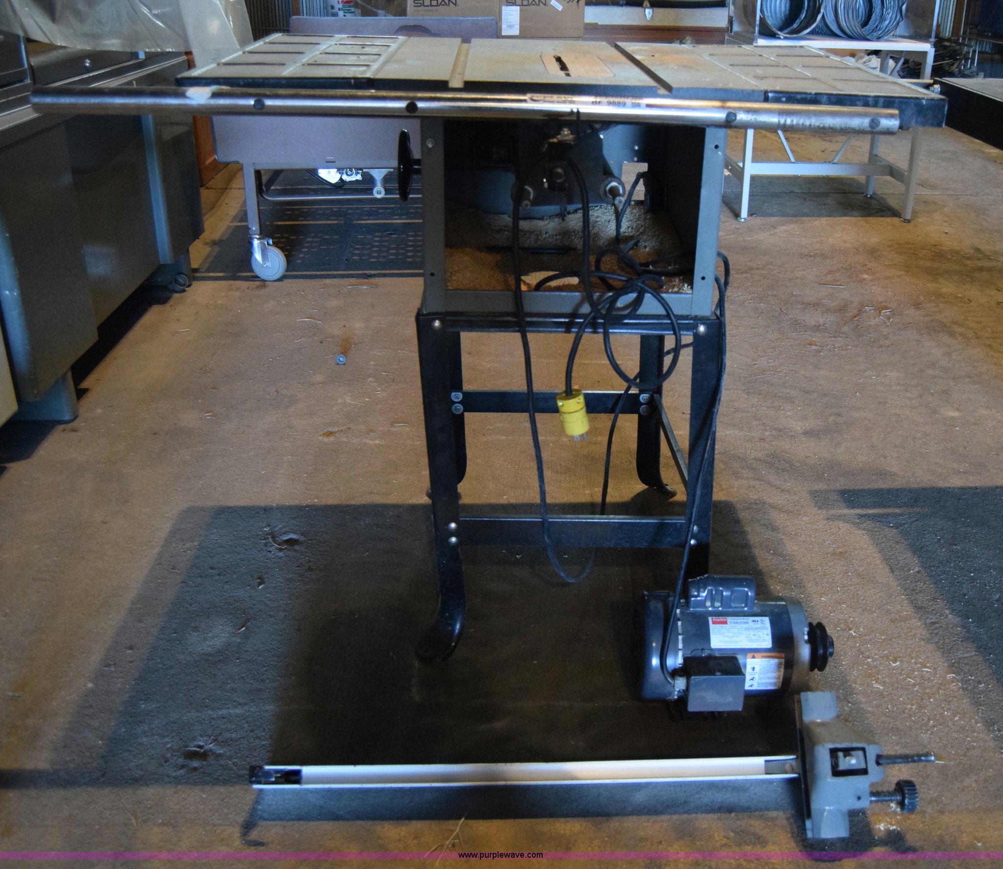 Jet JTS10 table saw in Larned, KS Item BF9889 sold Purple Wave