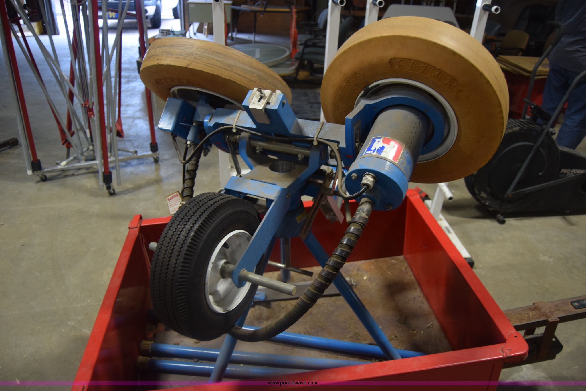 Jugs football passing machine in Hutchinson, KS Item BH9220 sold