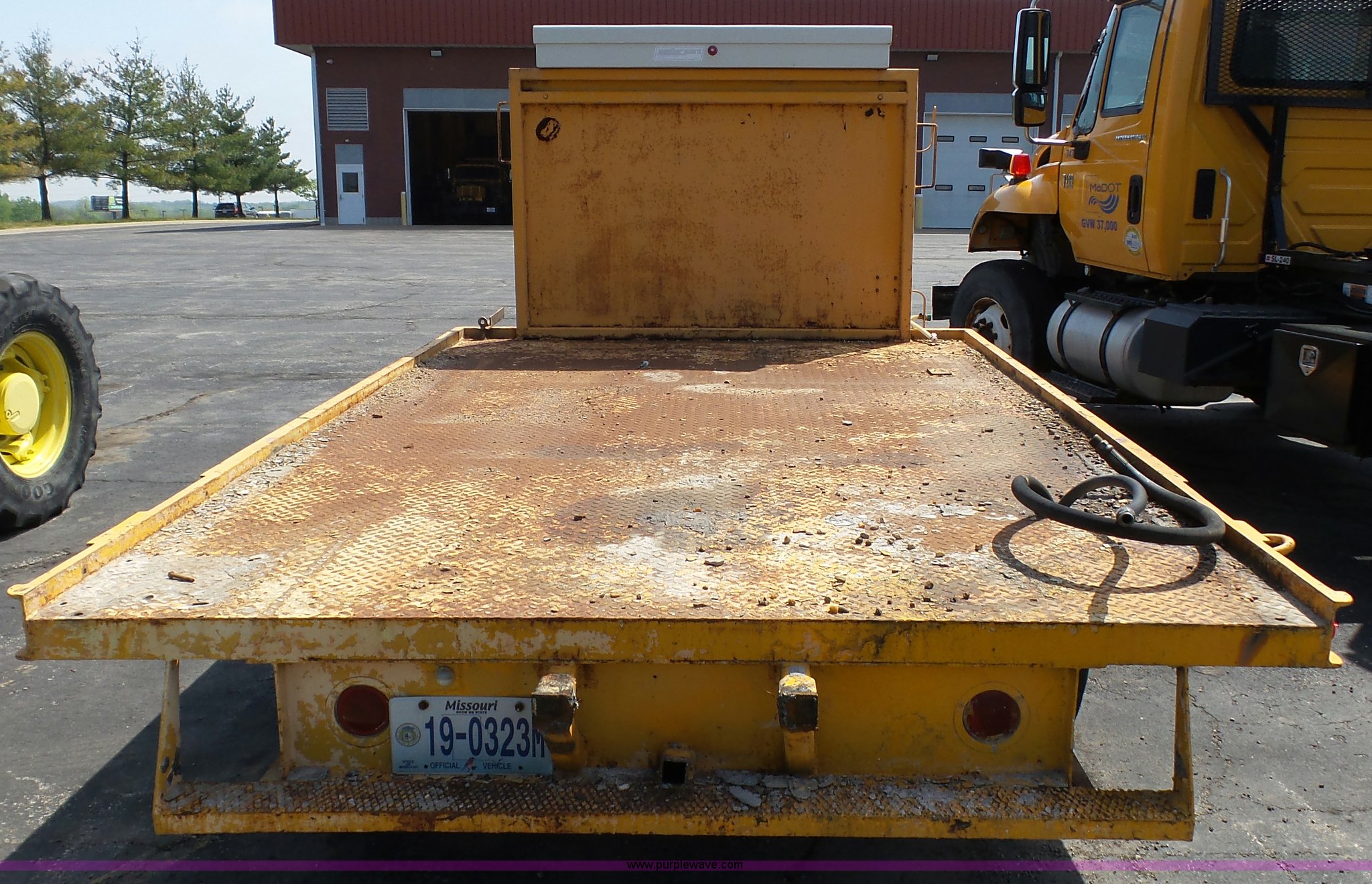 1988 Holden equipment trailer in Lee's Summit, MO Item L2126 sold