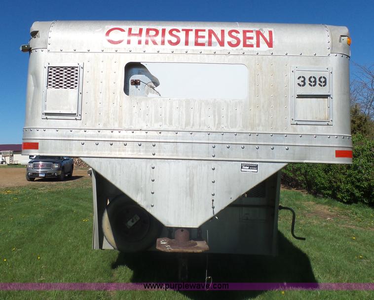 image for item AL9172 1998 Eby 125 livestock trailer