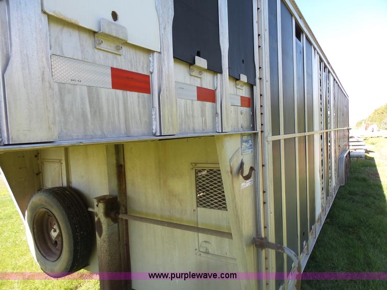 image for item AL9172 1998 Eby 125 livestock trailer