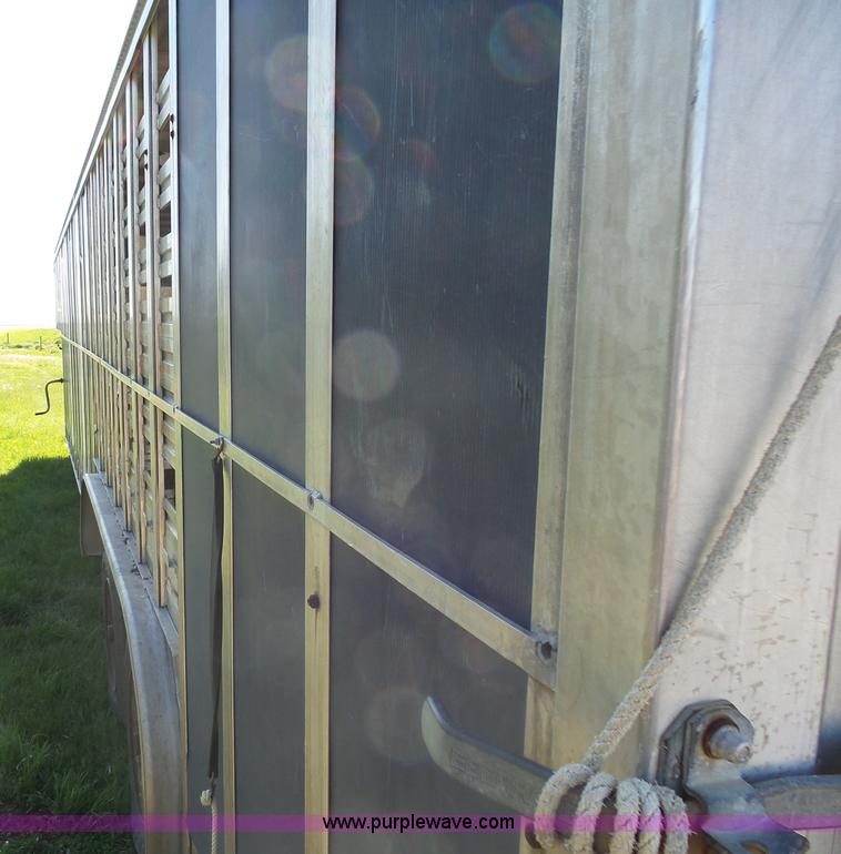 image for item AL9172 1998 Eby 125 livestock trailer