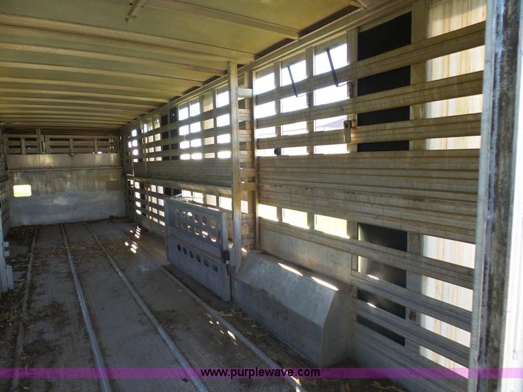 image for item AL9172 1998 Eby 125 livestock trailer