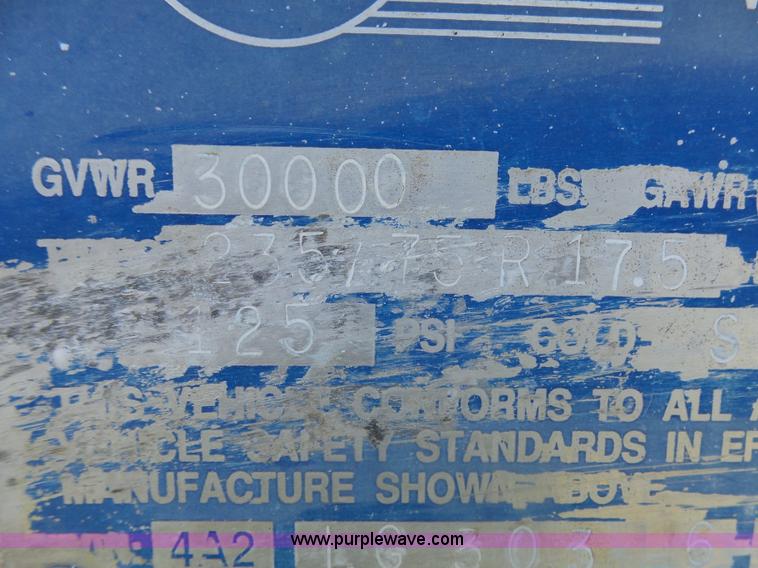 image for item AL9172 1998 Eby 125 livestock trailer