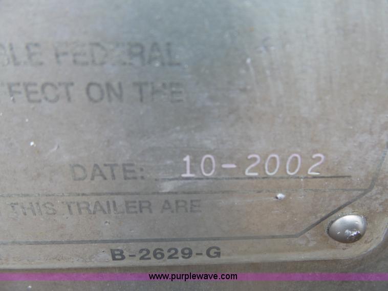 image for item AL9173 2003 Wilson Super Star livestock trailer