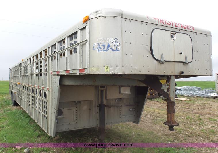 image for item AL9185 2004 Wilson Super Star livestock trailer