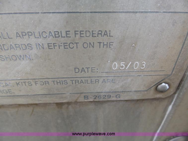 image for item AL9185 2004 Wilson Super Star livestock trailer