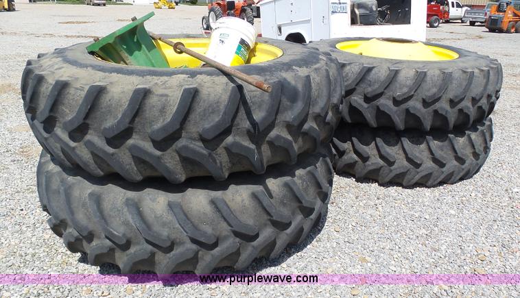 image for item AR9325 (2) combine dual tires