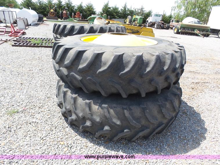 image for item AR9325 (2) combine dual tires
