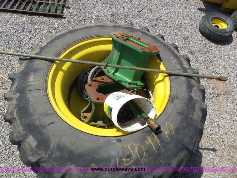 image for item AR9325 (2) combine dual tires