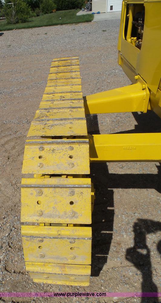 image for item AR9326 Oliver crawler tractor