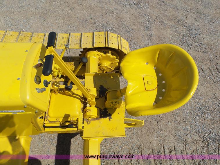 image for item AR9326 Oliver crawler tractor