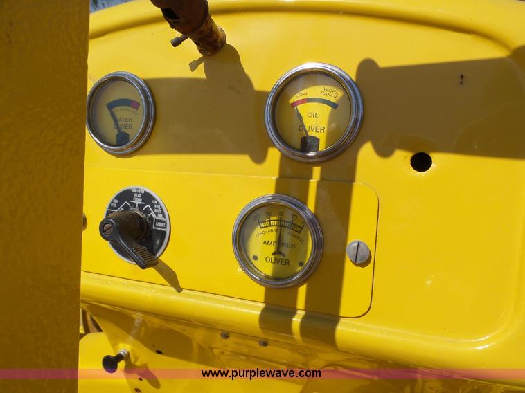 image for item AR9326 Oliver crawler tractor