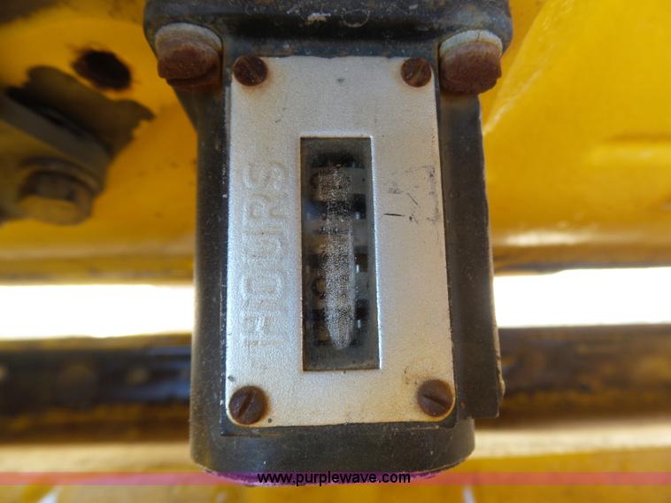 image for item AR9326 Oliver crawler tractor