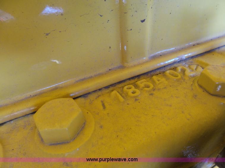 image for item AR9326 Oliver crawler tractor