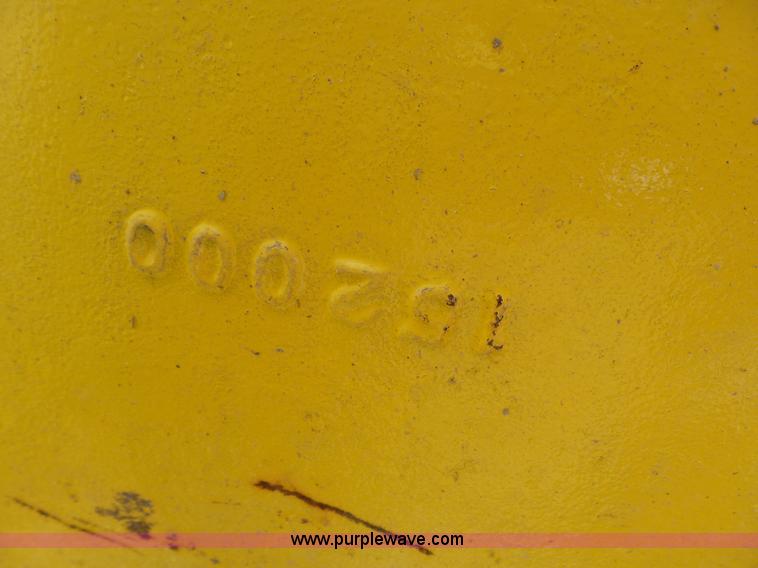 image for item AR9326 Oliver crawler tractor