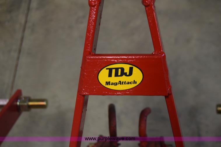 image for item BH9246 International 185 planter