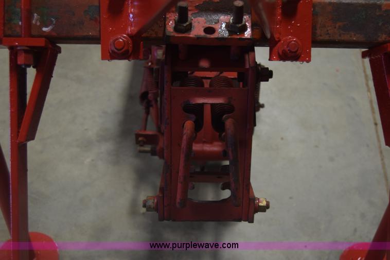 image for item BH9246 International 185 planter