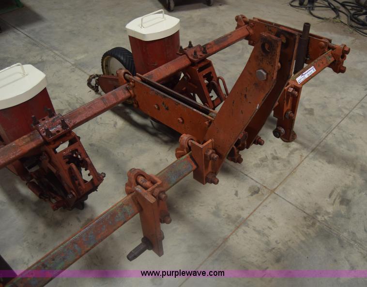 image for item BH9247 International 185 planter