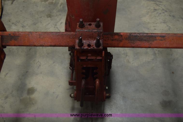 image for item BH9247 International 185 planter