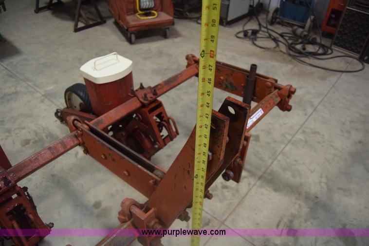 image for item BH9247 International 185 planter