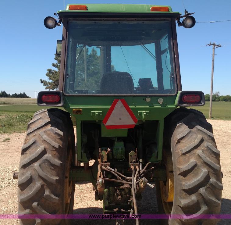 image for item BY9250 1976 John Deere 4430 tractor