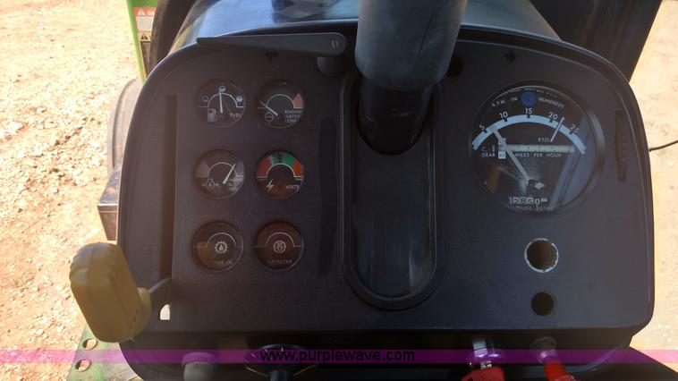 image for item BY9250 1976 John Deere 4430 tractor