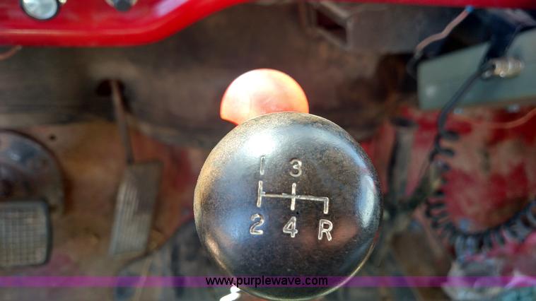 image for item BY9251 1975 Ford F600 grain truck