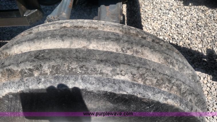 image for item BY9254 1996 Ford 7840SL tractor