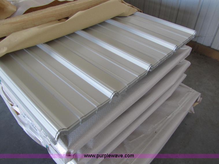 image for item F1348 (60) sheets of metal siding/roofing