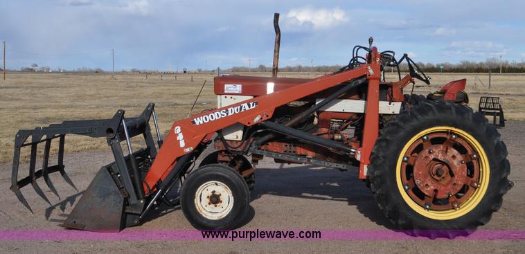 image for item G7278 1959 Farmall 460 tractor