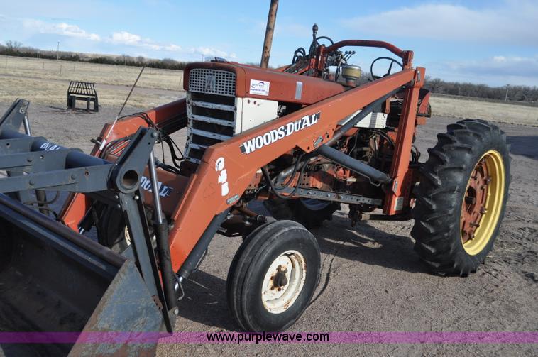 image for item G7278 1959 Farmall 460 tractor