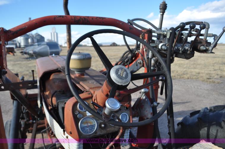 image for item G7278 1959 Farmall 460 tractor