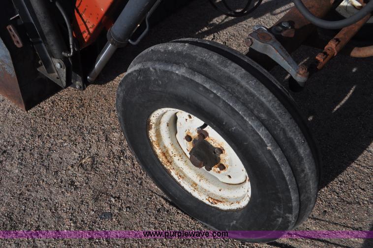 image for item G7278 1959 Farmall 460 tractor