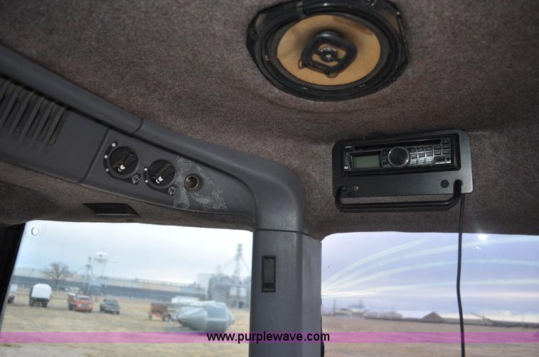 image for item G7280 1997 Caterpillar Challenger 55 tractor