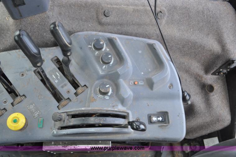 image for item G7280 1997 Caterpillar Challenger 55 tractor