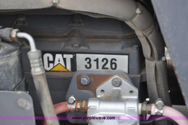 image for item G7280 1997 Caterpillar Challenger 55 tractor