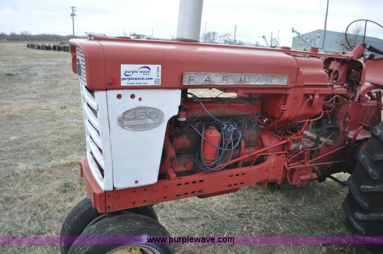 image for item G7296 1958 International 460 tractor