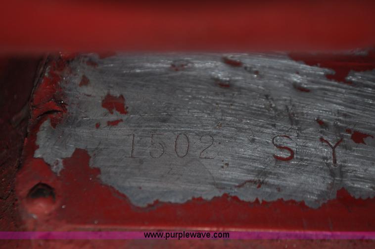 image for item G7296 1958 International 460 tractor