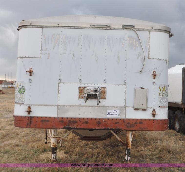 image for item G7306 1973 Timpte double hopper grain trailer