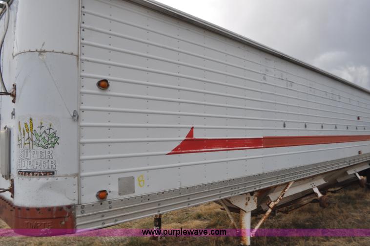 image for item G7306 1973 Timpte double hopper grain trailer