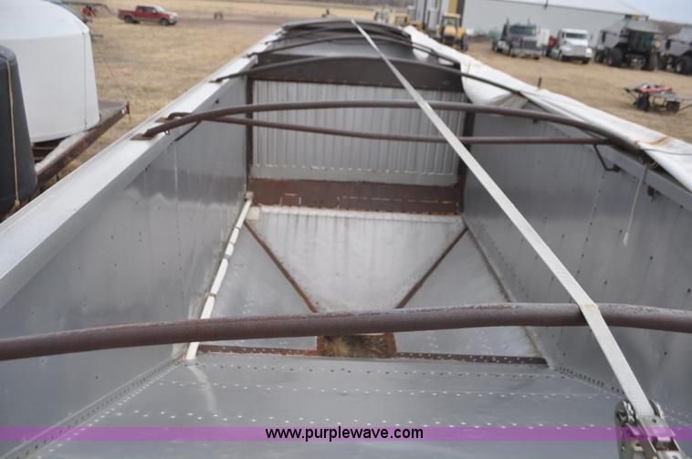 image for item G7306 1973 Timpte double hopper grain trailer