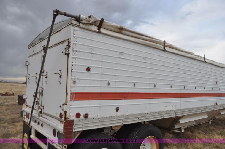 image for item G7306 1973 Timpte double hopper grain trailer